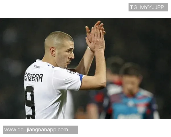 李刚仁助攻贡萨洛拉莫斯头球破门巴黎队首开记录战胜梅斯